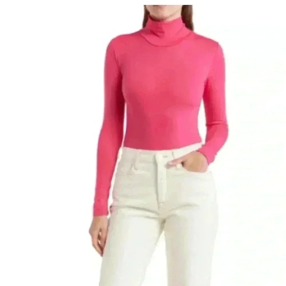 Love, Fire Women’s Hot Pink Mock Turtleneck Bodysuit, size Large - Picture 1 of 5